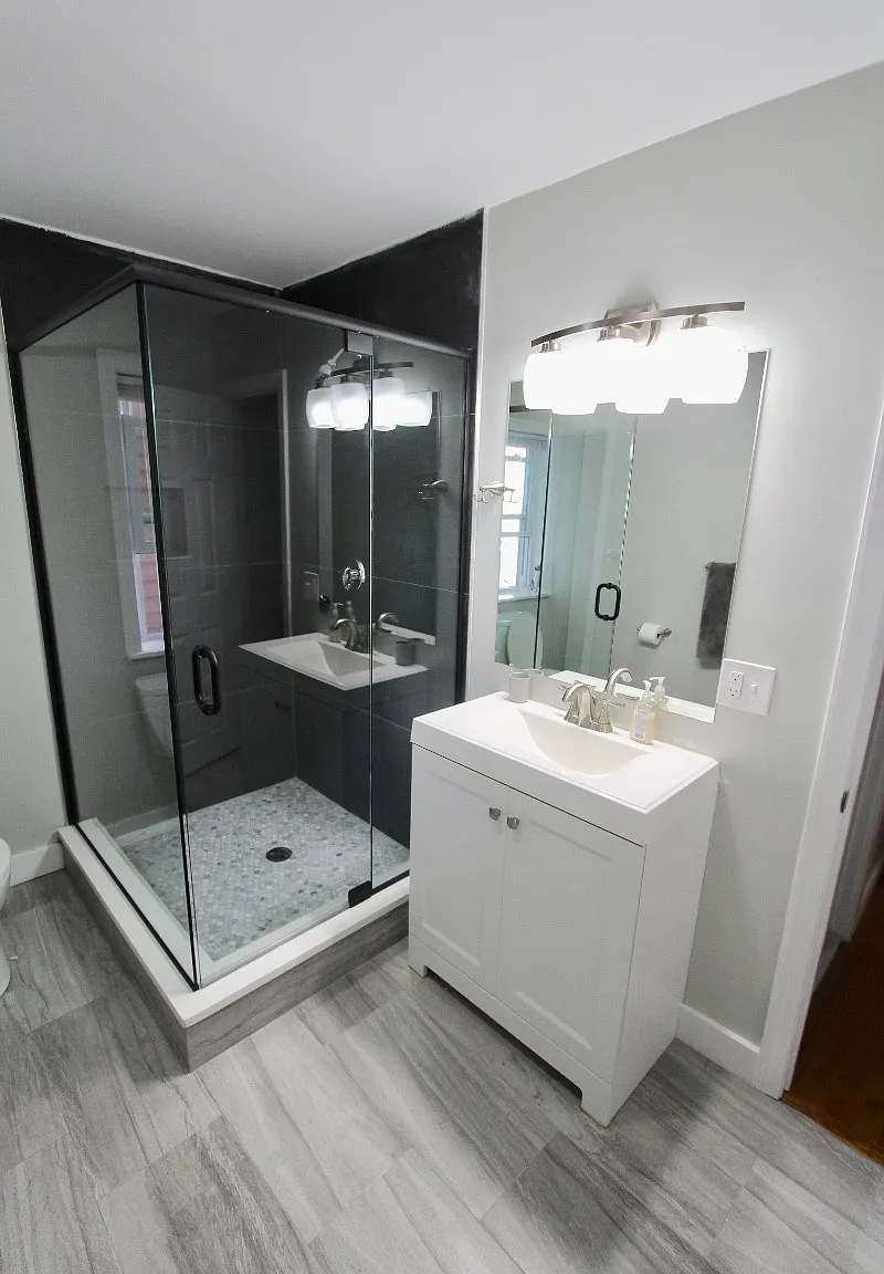 4 bed, 1177 sqft, $3,300 — Photo 2