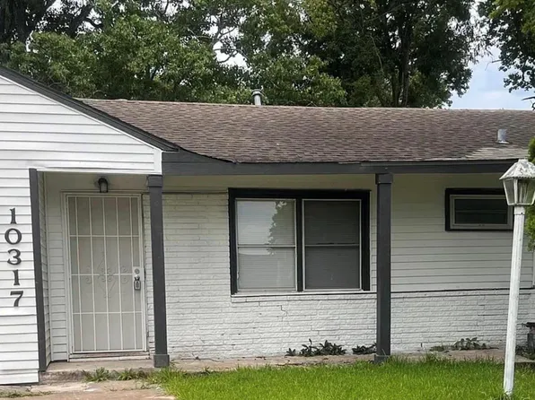 10317 Fairland Dr, Houston, TX 77051