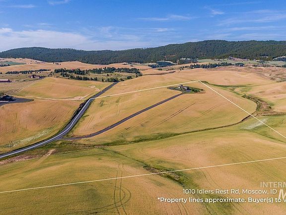 3rd image of 1010 Idlers Rest Rd