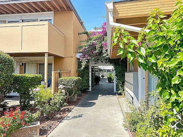 Front Entrance to Property