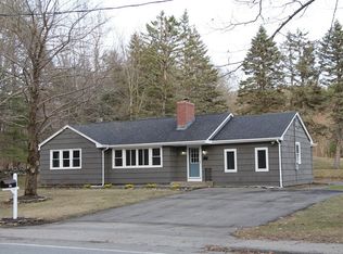 318 Grove St, Paxton, MA 01612