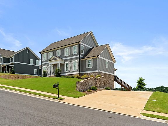 4th image of 1077 Eagle Nest Cir