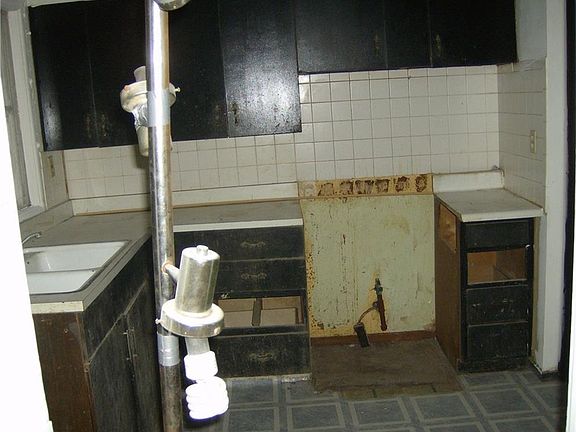 5th image of 3627 N Chateau Ln