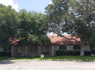 109 Crosswinds Way, Del Rio, TX 78840