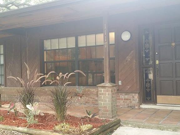 2nd image of 1117 Serissa Ct
