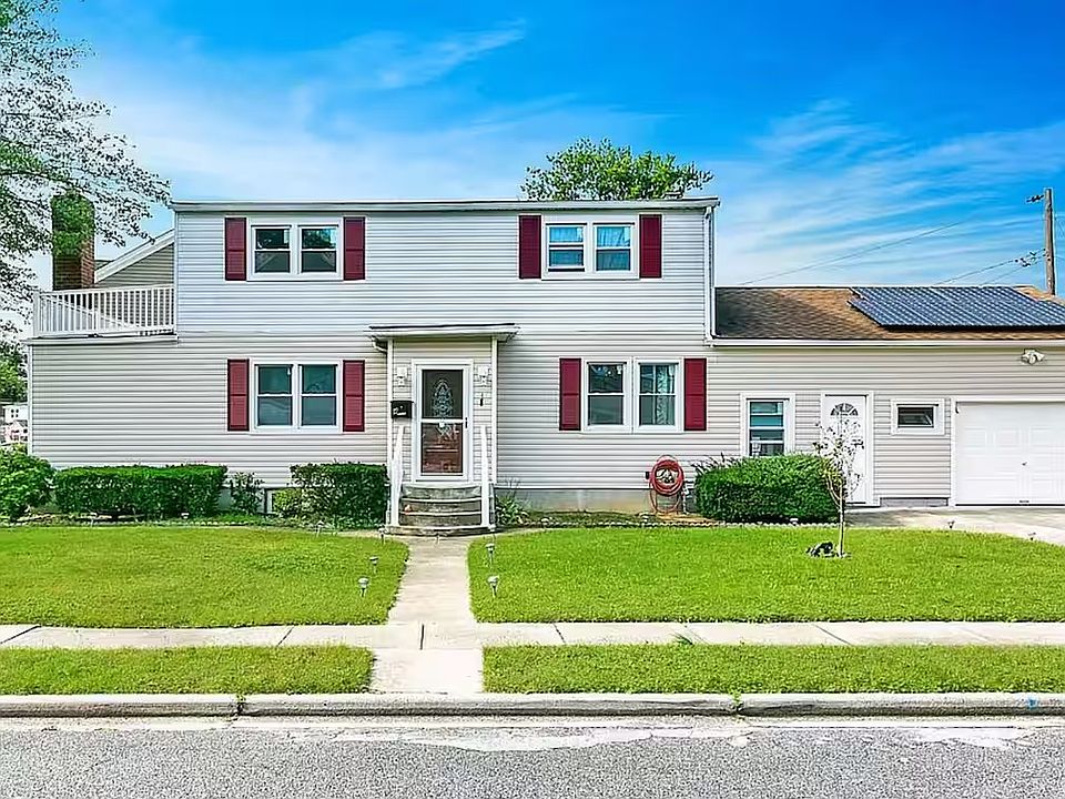 1st image of 4 Garden Blvd