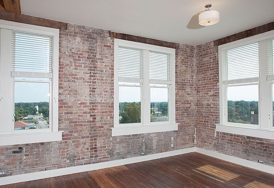 Loft 505C | Living Room