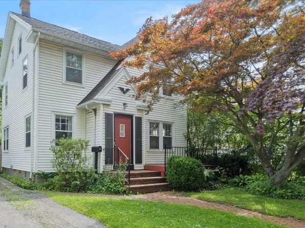 171 Crittenden Blvd, Rochester, NY 14620