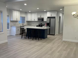 10043 41st Ave SW, Seattle, WA 98146