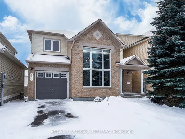 398 Abbeydale Cir, Ottawa, ON K2K 0E8