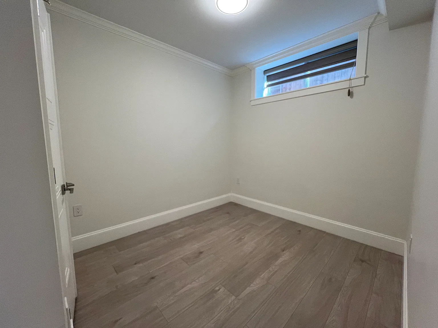 2 bed, 650 sqft, $1,900 — Photo 4