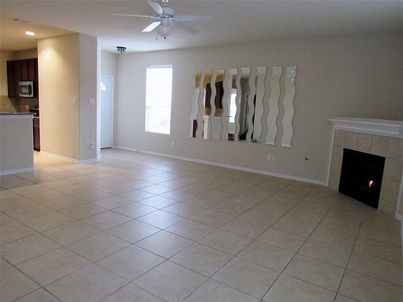5th image of 4211 Taverns Corner Ln