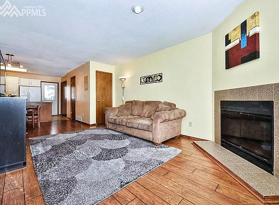 4th image of 5553 Tamworth Dr