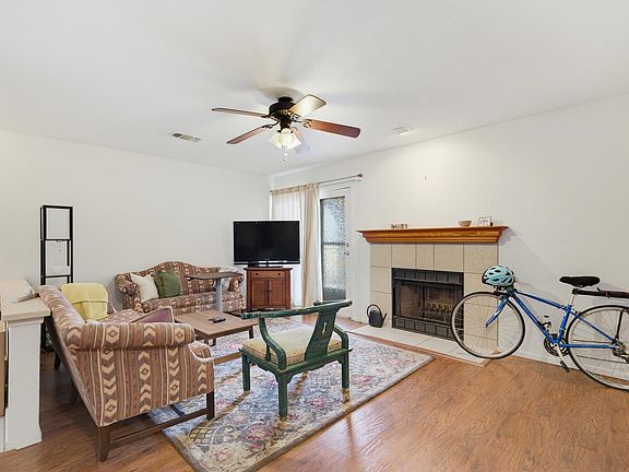 4th image of 1318 Westheimer Rd APT 212