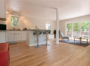 933 E 55th St #B, Austin, TX 78751