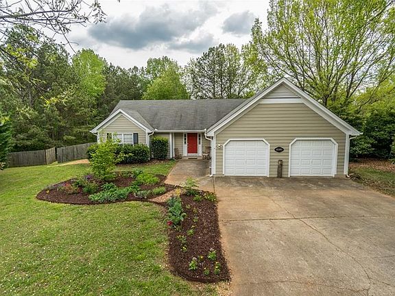 2nd image of 4580 Hampton Square Dr