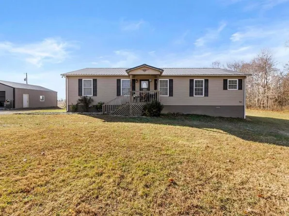 10798 Brownsville Rd, Morgantown, KY 42261