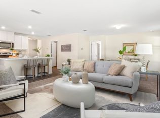 2400 Oak Stream Dr, Green Cove Springs, FL 32043
