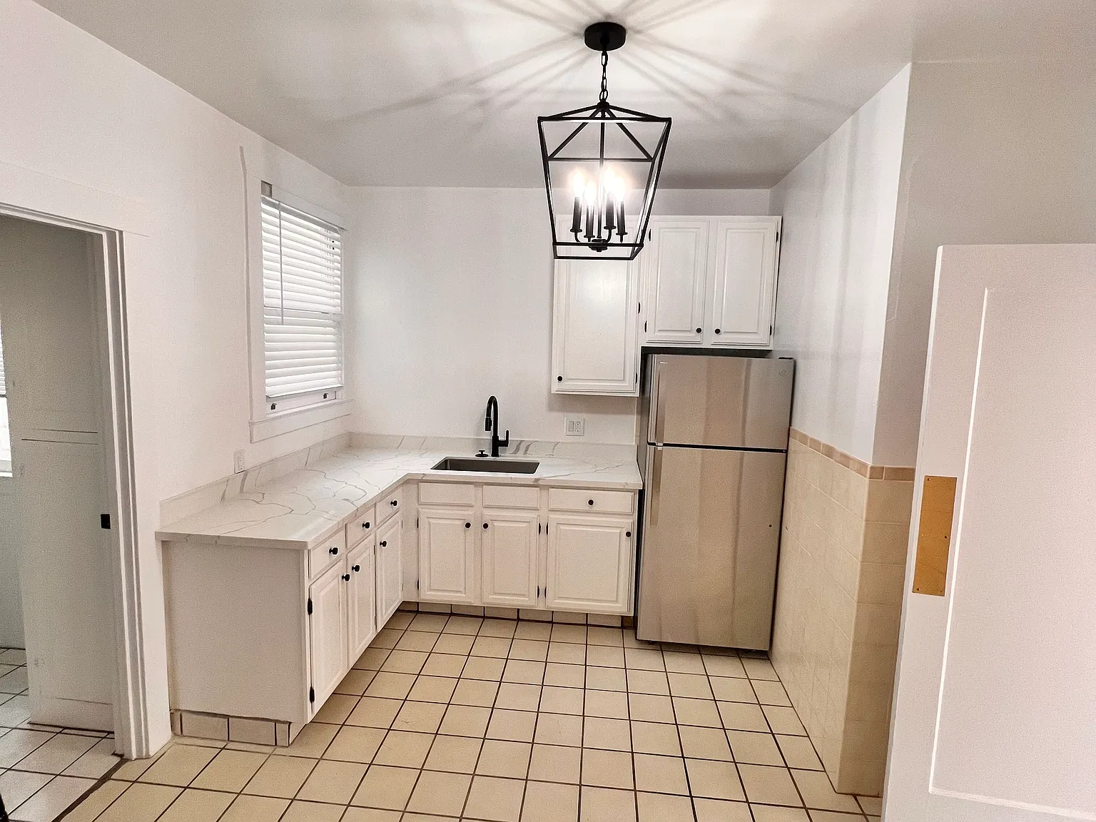 1 bed, $4,400 — Photo 4