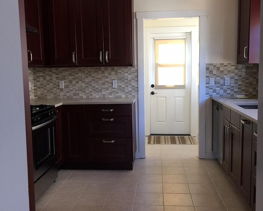 1st image of 1239 32nd Ave