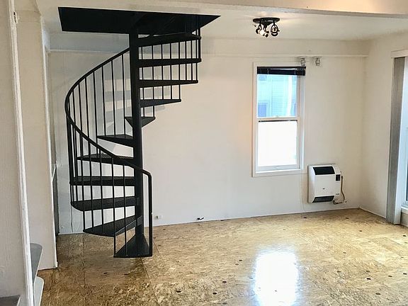4th image of 196 Connecticut St