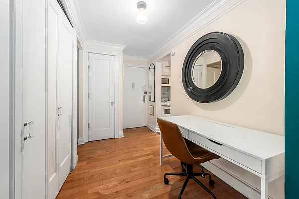 Rented by Compass | media 6