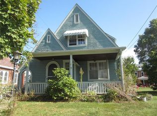 910 Crest Ave, Charleroi, PA