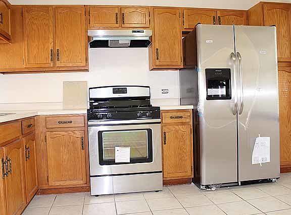 4th image of 1713 Grove Ave #0