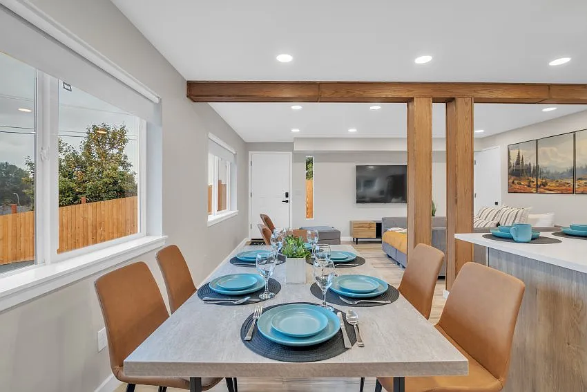 2 bed, 1400 sqft, $3,000 — Photo 3