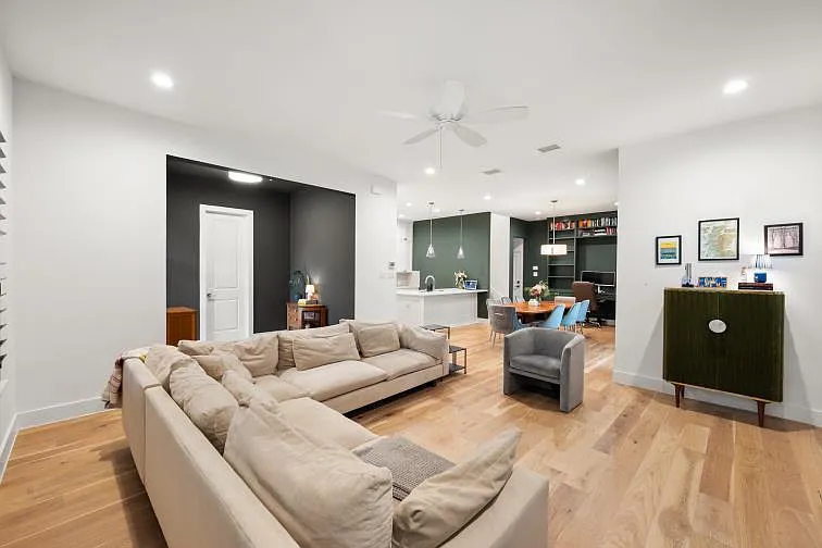 2240 Dalford St — Photo 8