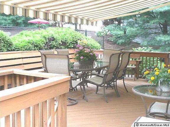 4th image of 637 Knollwood Ter