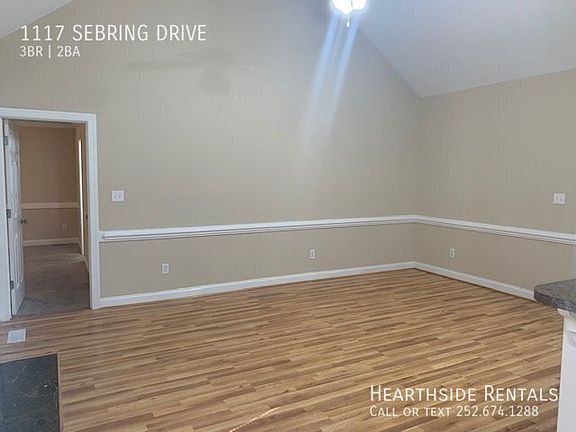 4th image of 1117 Sebring Dr