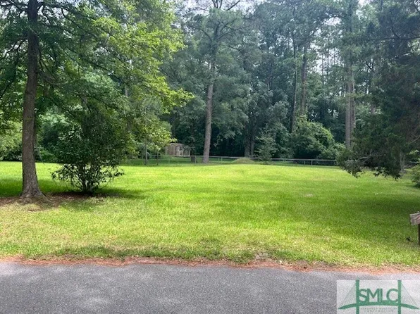 643 Island Drive, Midway, GA 31320