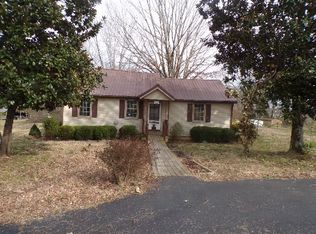 10 Concord Moores Chapel Rd, Trenton, TN 38382