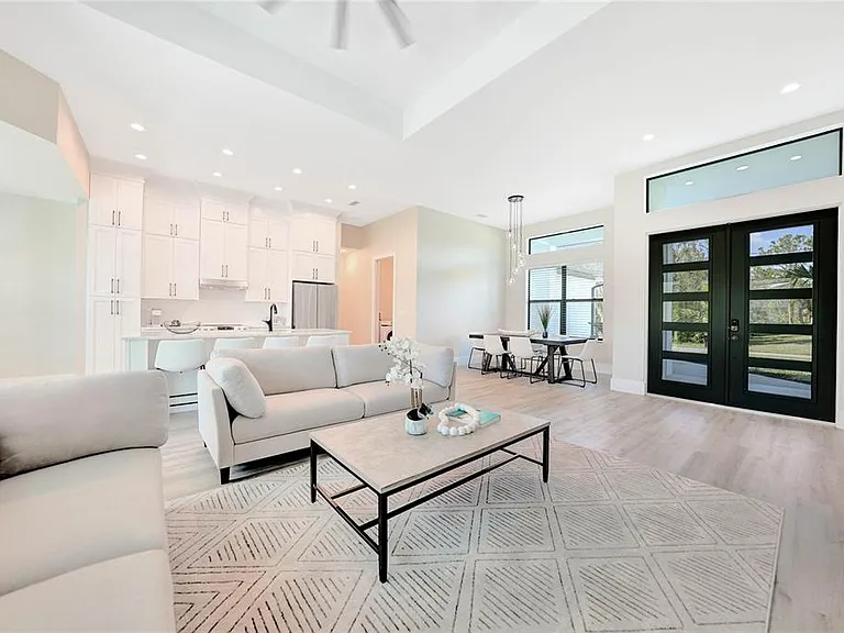 3600 Cincinnati St — Photo 10