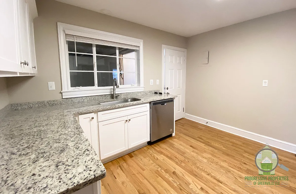 10 Auburn Street - 1 — Photo 4