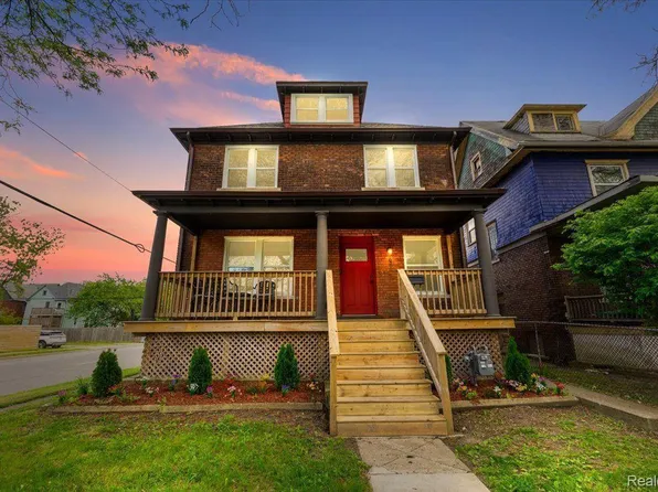 330 Melbourne St, Detroit, MI 48202