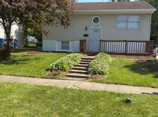 2422 222nd St, Sauk Village, IL 60411