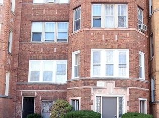 7712 S Ridgeland Ave, Chicago, IL 60649