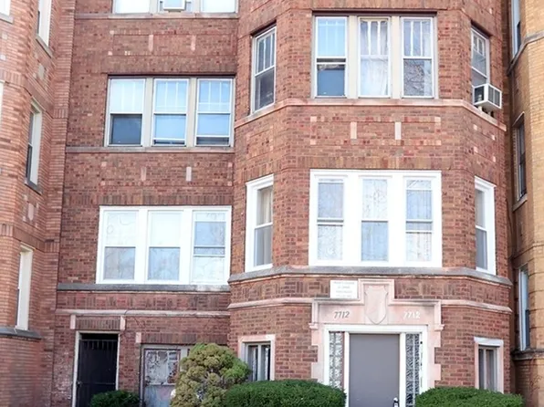 7712 S Ridgeland Ave, Chicago, IL 60649