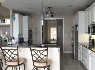 1015 Beacon Ridge Dr, Lake Ozark, MO 65049