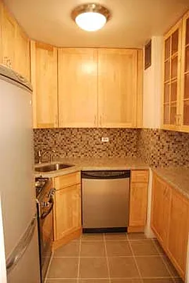 Rented by Buchbinder & Warren | media 24