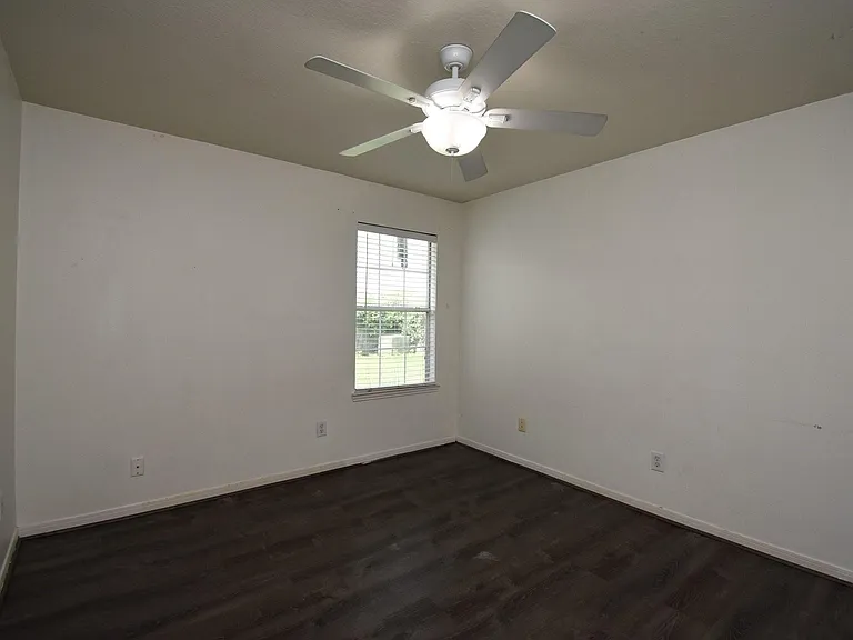 128 Long Canyon Ln — Photo 15