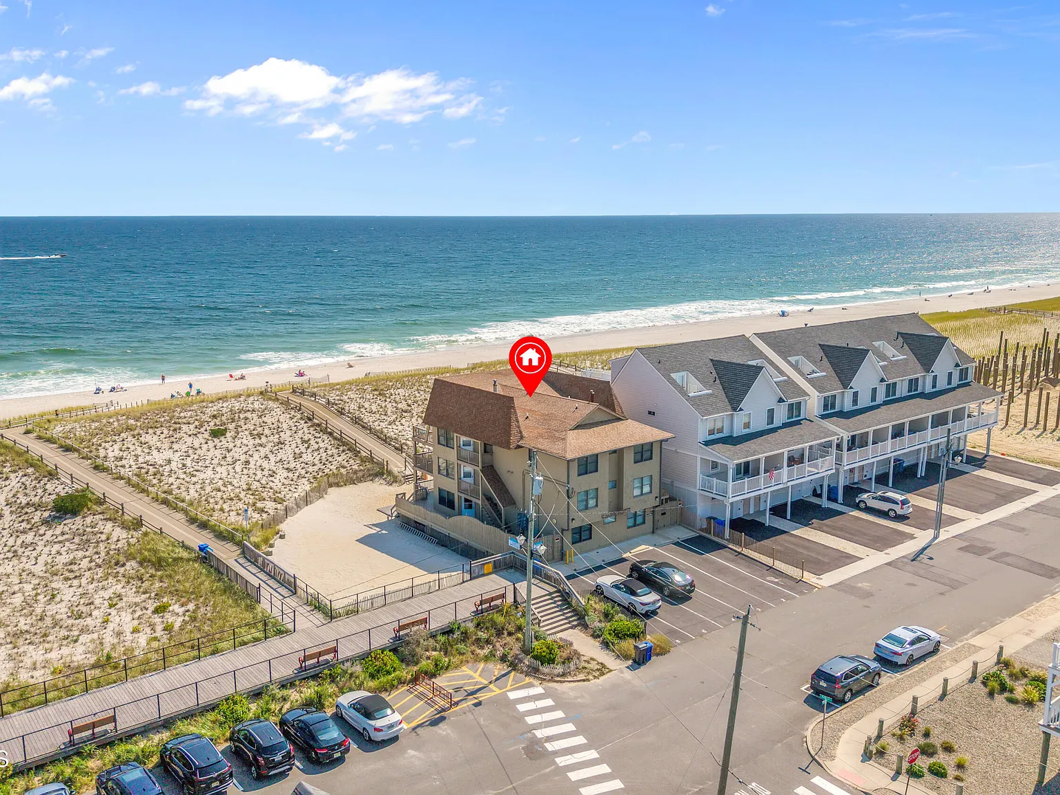 2 bed, $3,625 — Photo 4