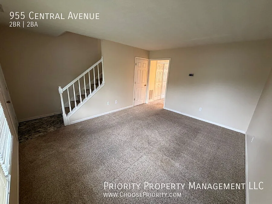 Comfortable 2-Bedroom, 1.5-Bath Townhouse in Harrisonburg — Photo 4