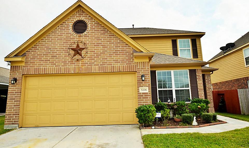 1st image of 5206 Espuela Ln