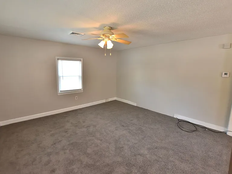 626 Woodland Ave — Photo 2