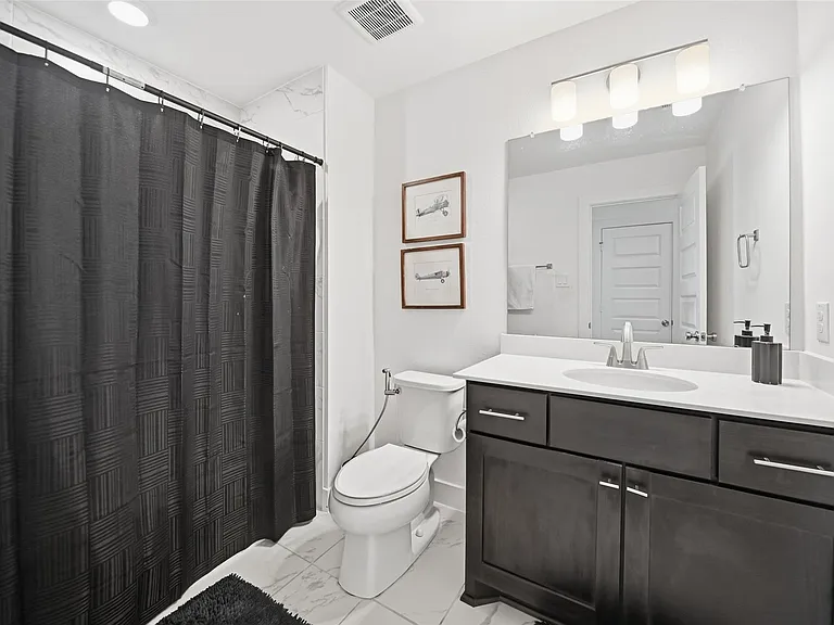 8022 Hingham Ln — Photo 22