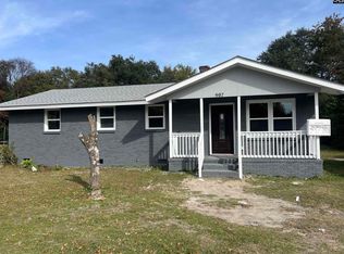 907 C St, Hartsville, SC 29550