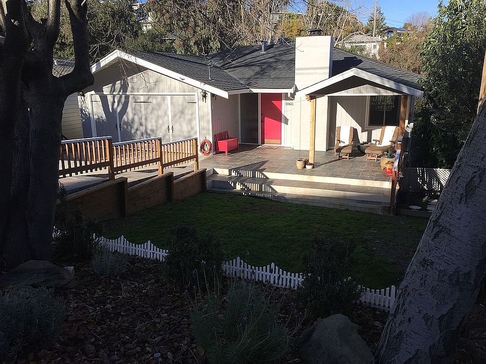 1st image of 1065 Sunset Dr